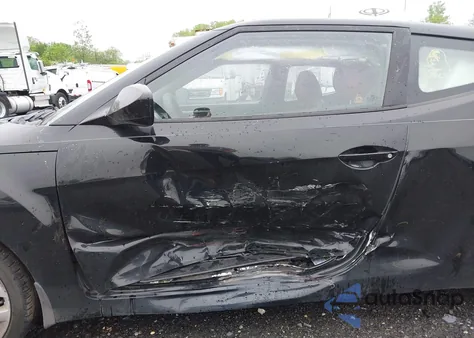 2012 Hyundai Veloster Base W/Red/Black из США, поврежденный, VIN KMHTC6AD0CU080630